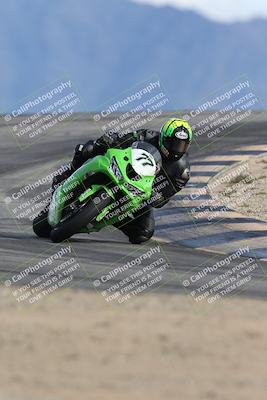 media/Nov-16-2025-Race Pace (Sun) [[8c5fa54630]]/Verified Riders/8-Turn 12 (120pm)/